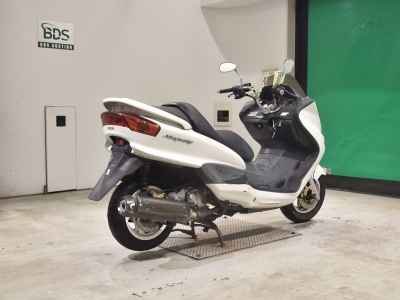 Yamaha Majesty 250