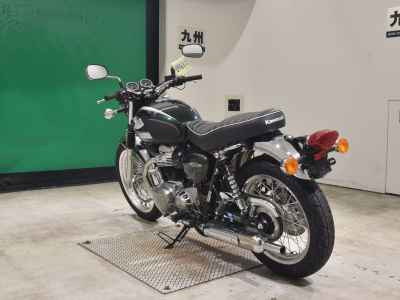 Kawasaki W800 2020