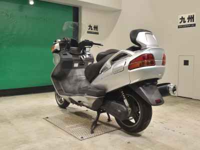 Suzuki Skywave 650LX 2005