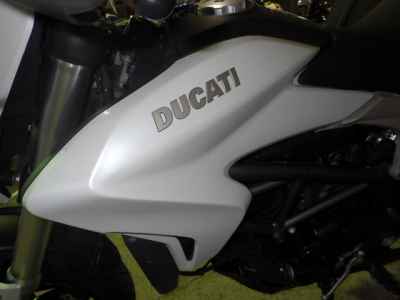Ducati Hyperstrada 821 2013