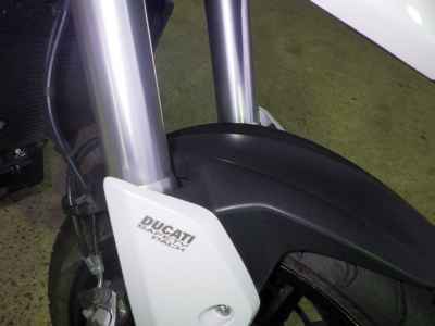 Ducati Hyperstrada 821 2013