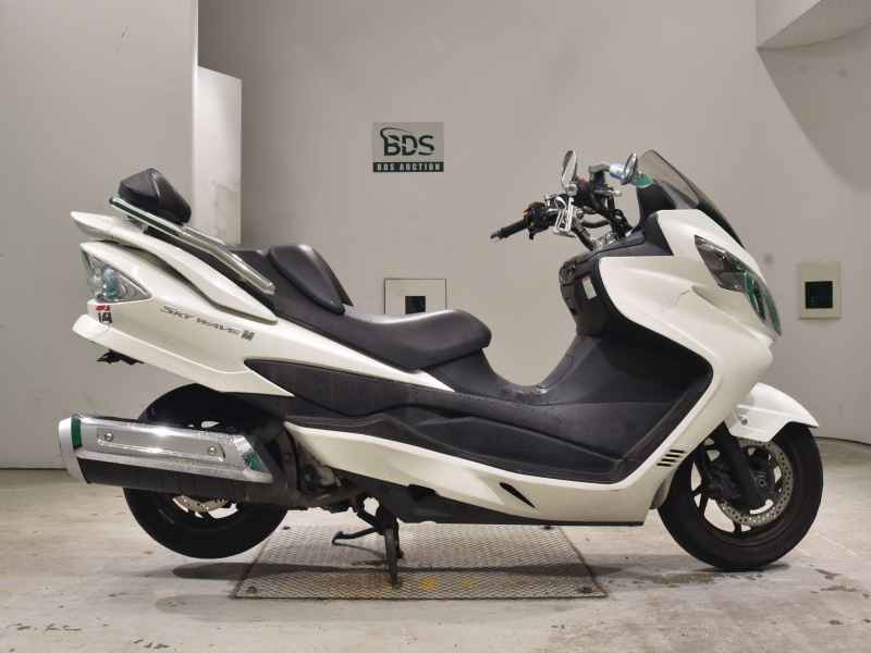 Suzuki Skywave 250M