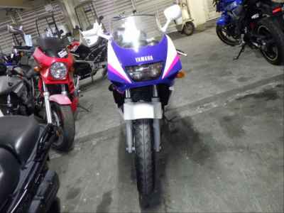 Yamaha FZR250R