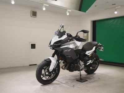 BMW F900XR 2025