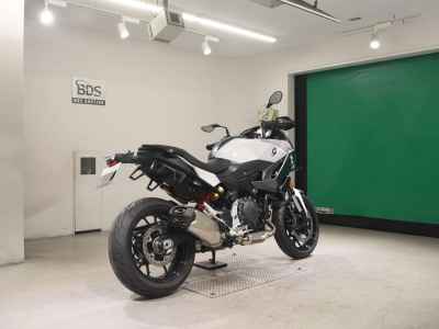 BMW F900XR 2025