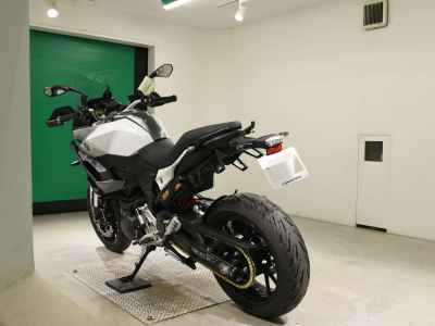 BMW F900XR 2025