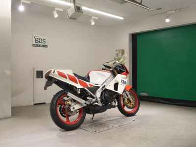 Yamaha TZR250