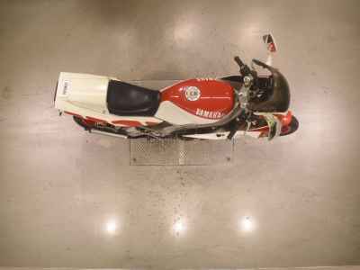 Yamaha TZR250