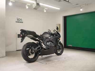 Honda CBR1000RR 2008