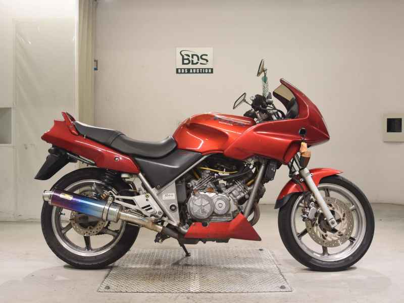 Honda VT250F Xelvis
