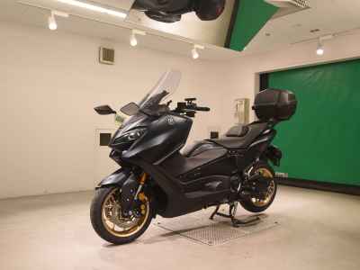 Yamaha TMAX 560 2023