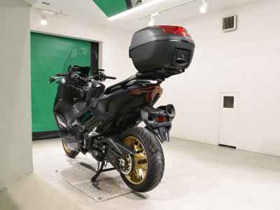 Yamaha TMAX 560 2023