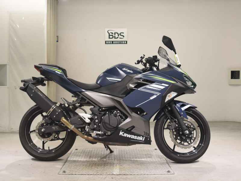 Kawasaki Ninja 400 2021
