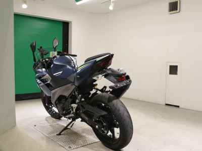Kawasaki Ninja 400 2021