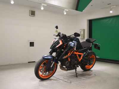 KTM 1290 Super Duke R 2024