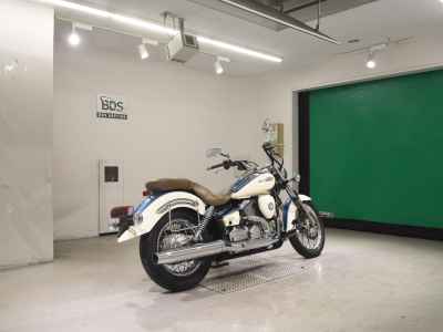 Yamaha XVS250 Drag Star