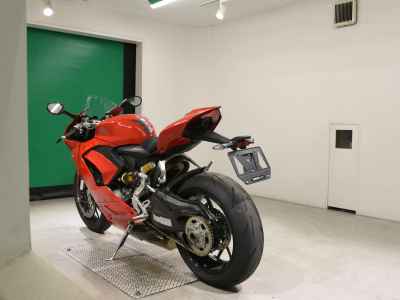 Ducati Panigale V2 2020