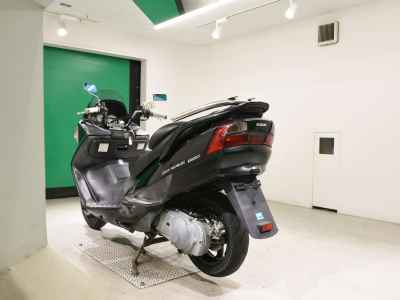 Suzuki Skywave 250S