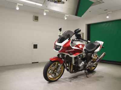 Honda CB1300 Super Boldor 2006