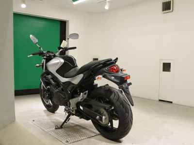 Suzuki Gladius SFV400 2012