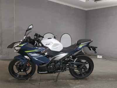 Kawasaki Ninja 400 2022