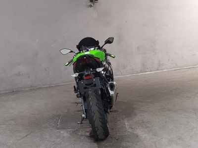 Kawasaki Ninja ZX-6R 2021