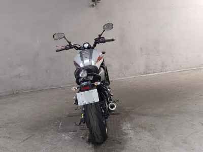 Yamaha XSR700 2021