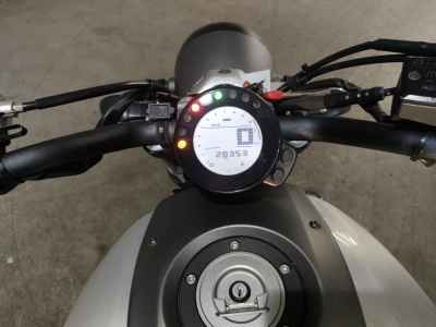 Yamaha XSR700 2021