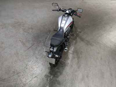 Yamaha XSR700 2021