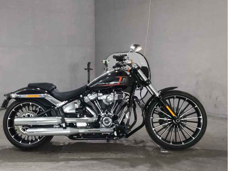 Harley-Davidson Breakout FXBR1920 2024