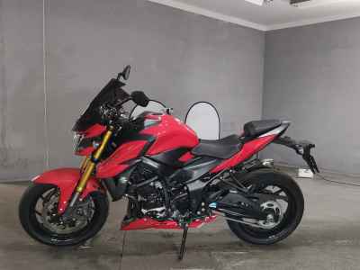 Suzuki GSX-S750 2017
