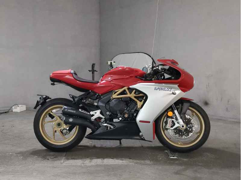 MV Agusta Superveloce 800 2021