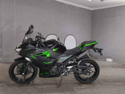 Kawasaki Ninja 400 2023