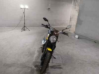Ducati Scrambler Icon 2015