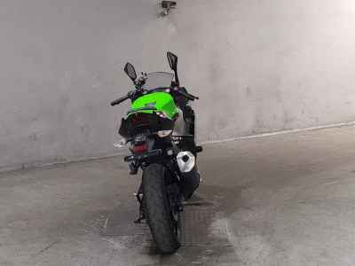 Kawasaki Ninja 400 2021