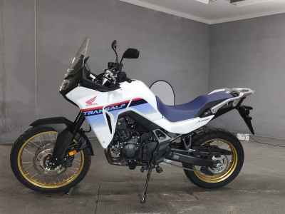 Honda Transalp 750 2023