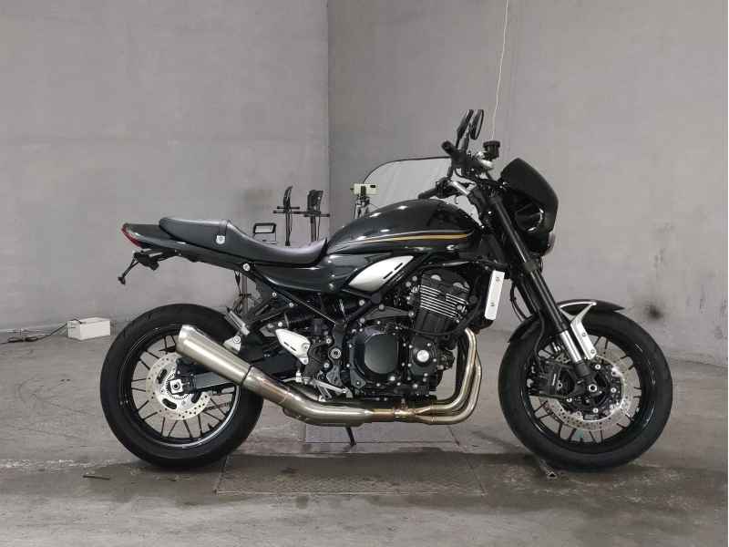 Kawasaki Z900RS 2018