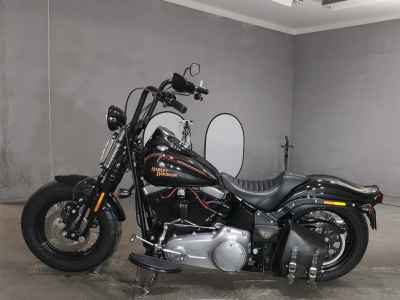 Harley-Davidson CROSS BONES FLSTSB1580 2010