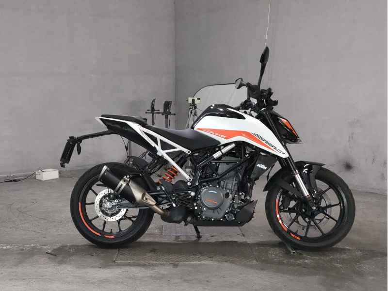 KTM 390 Duke 2022