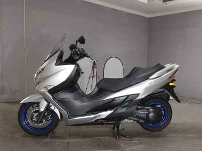 Suzuki Burgman 400 2022