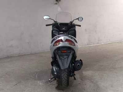 Suzuki Burgman 400 2022