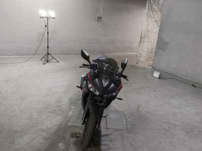 Yamaha YZF-R25 2017