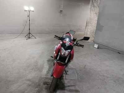 Suzuki GSR250