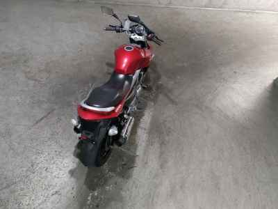 Suzuki GSR250