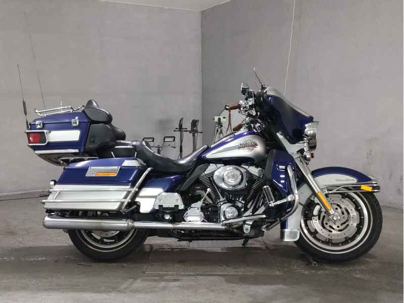 Harley-Davidson Electra Glide FLHTCUI1450 2006