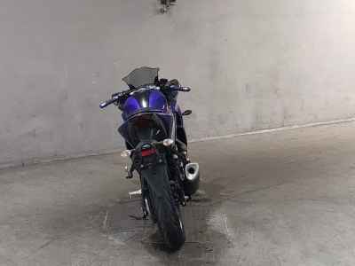 Yamaha YZF-R3 2018