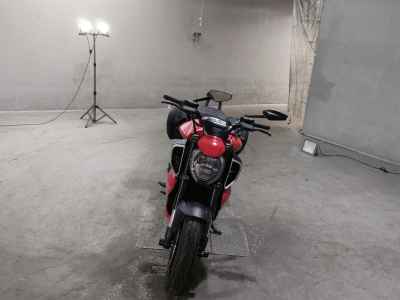 Ducati Diavel V4 2023