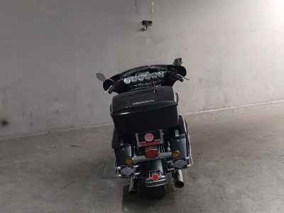 Harley-Davidson Deluxe FLSTN1450 2005