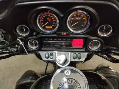 Harley-Davidson Electra Glide FLHTCUI1450 2005