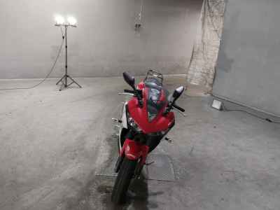 Yamaha YZF-R25 2015